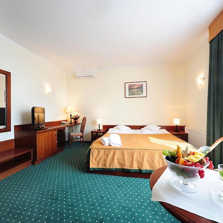 Hotel T&T Poznań Eksteriør billede